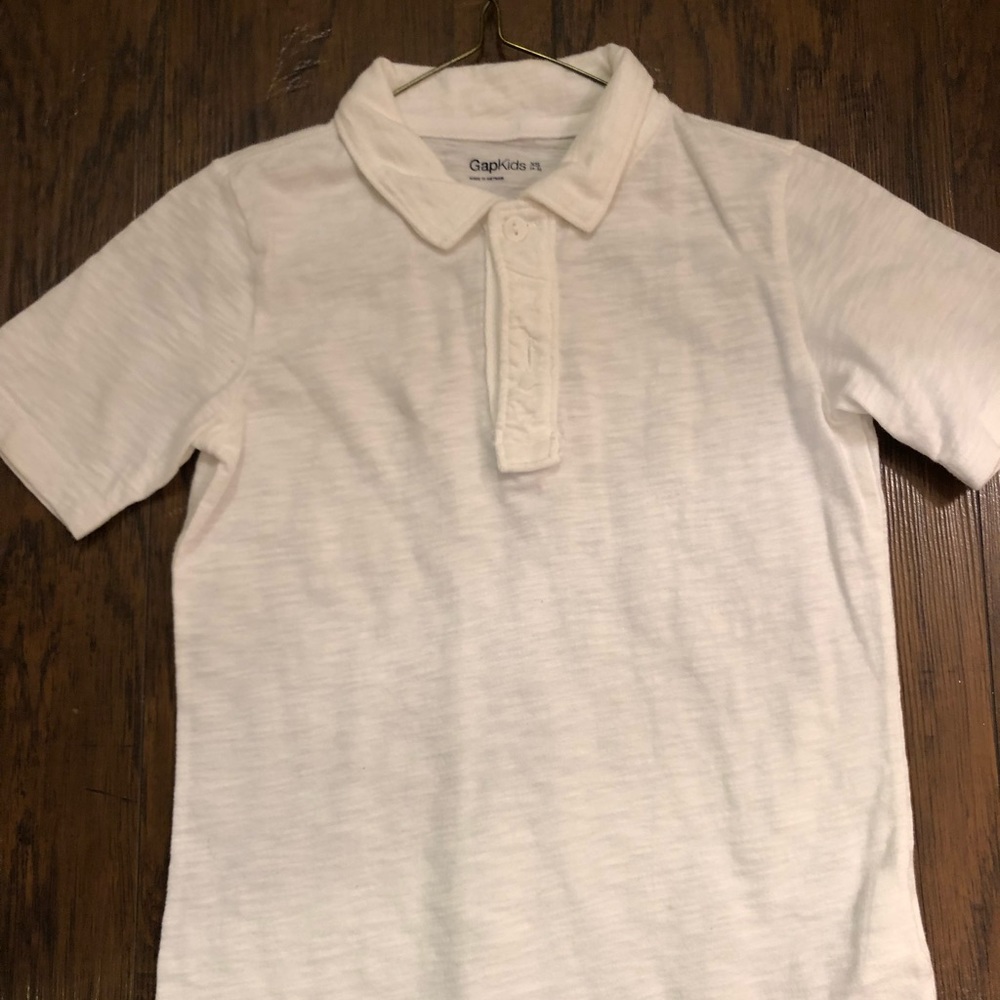 Gap kids lightweight cream collar shirt